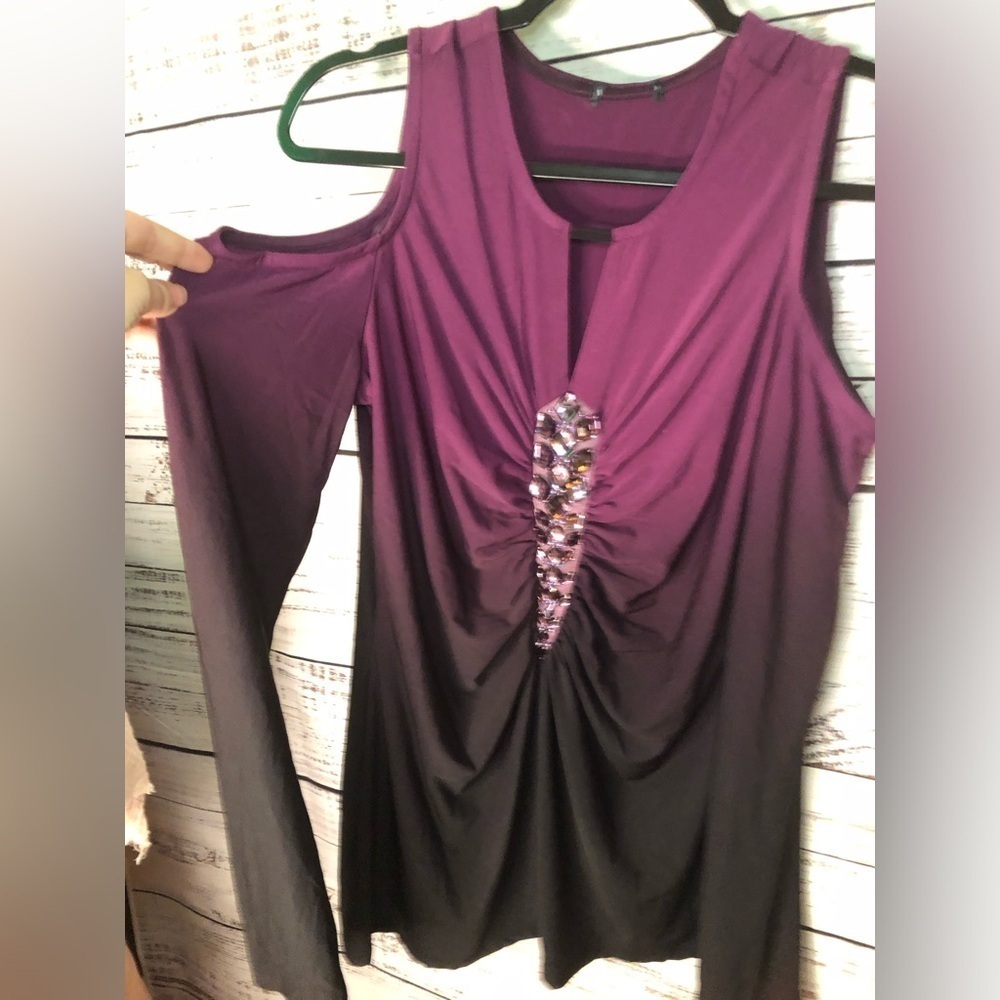 Multicolored Ruched Embellished Cold Shoulder Top - Picture 6 of 13